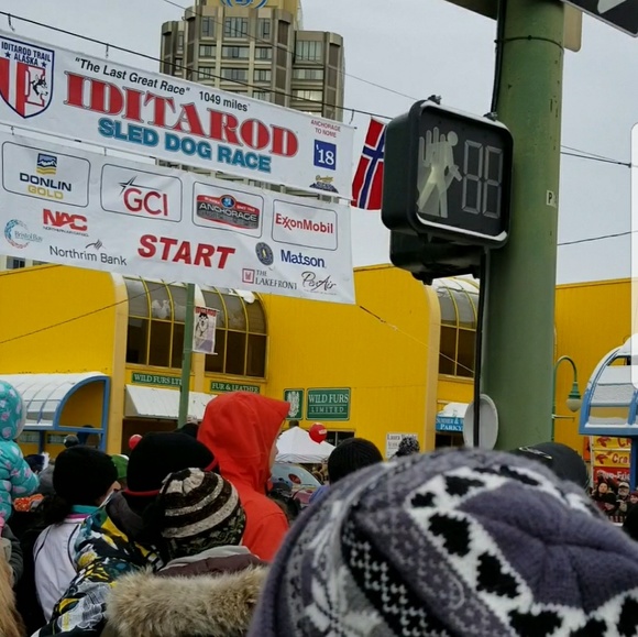 Meet your Posher, Amanda - Picture 2 of 4